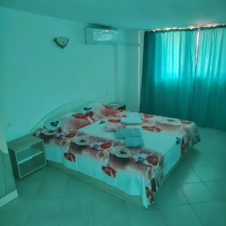 بيت ضيافة Pashalina